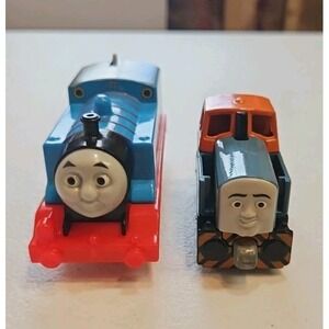 2‎ Thomas The Trains, One Moves, One Is Metal, Both Limited, See Measurements